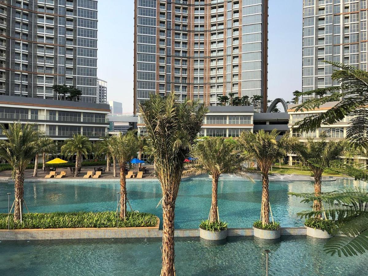 Gold Coast Apartemen PIK Jakarta Buitenkant foto