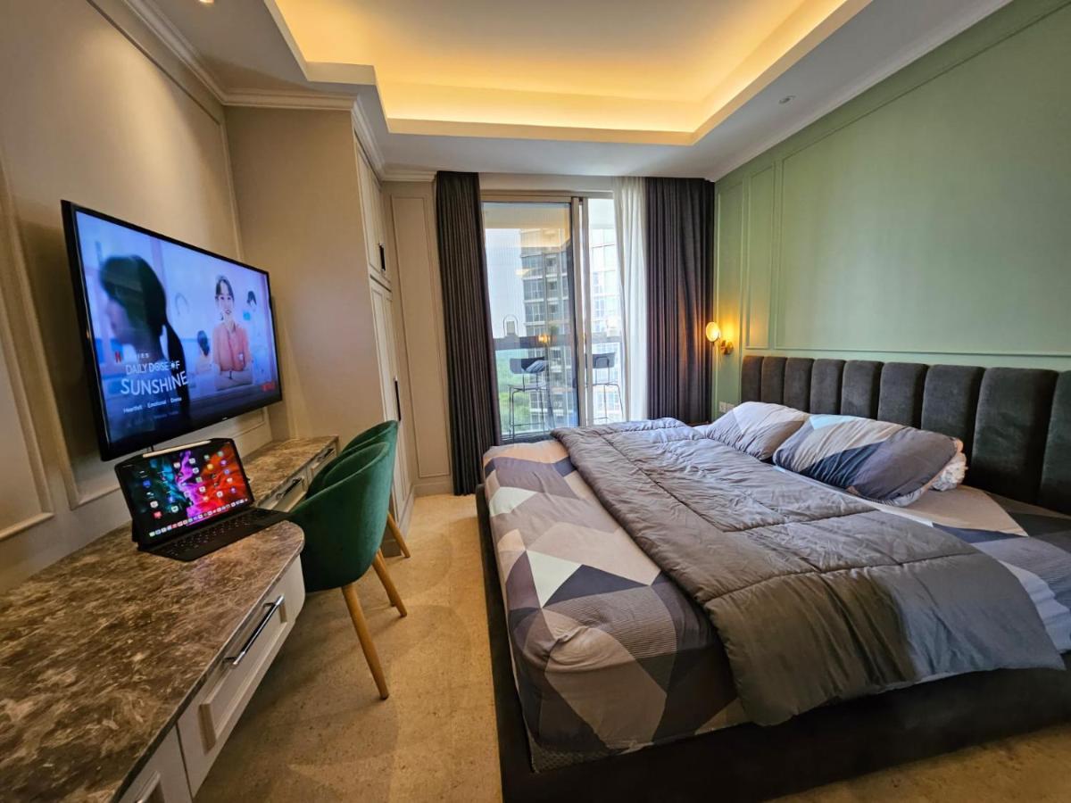 Gold Coast Apartemen PIK Jakarta Buitenkant foto